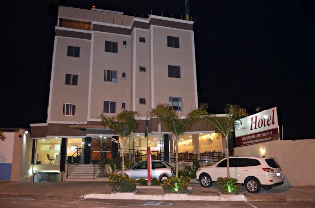 Hotel Grande Minas Vespasiano Exteriör bild