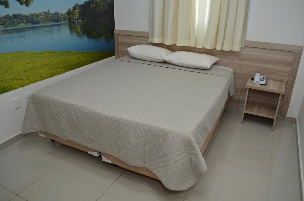 Hotel Grande Minas Vespasiano Rum bild